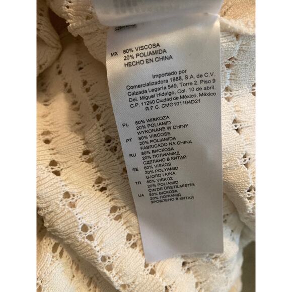 Sandro Cardigan Cropped Sweater Lace Crochet Lovely & Sweet ~ Sz 2 Small - Picture 9 of 10